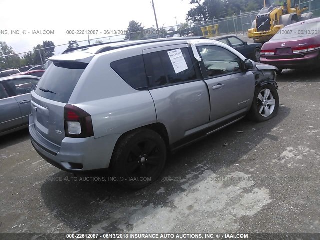 1C4NJDEB5GD756298 - 2016 JEEP COMPASS LATITUDE ნაცრისფერი ფოტო 4