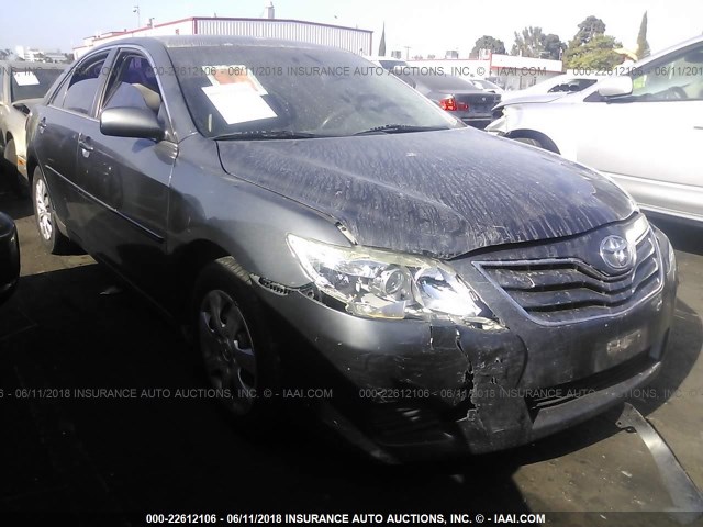 4T1BF3EK3AU089409 - 2010 TOYOTA CAMRY SE/LE/XLE GRAY photo 1