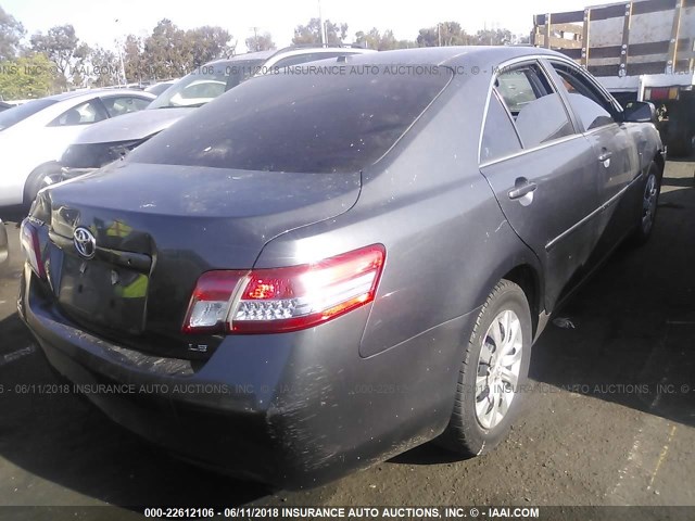 4T1BF3EK3AU089409 - 2010 TOYOTA CAMRY SE/LE/XLE GRAY photo 4