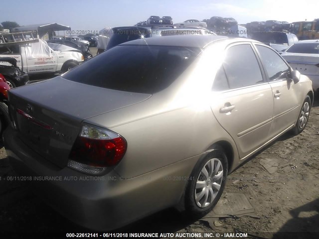 4T1BE32K35U559208 - 2005 TOYOTA CAMRY LE/XLE/SE ვერცხლისფერი ფოტო 4