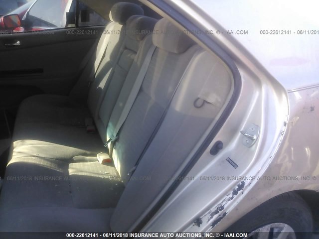 4T1BE32K35U559208 - 2005 TOYOTA CAMRY LE/XLE/SE ვერცხლისფერი ფოტო 8