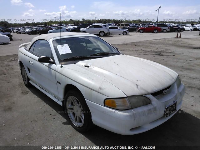 1FAFP45X0WF132724 - 1998 FORD MUSTANG GT WHITE photo 1