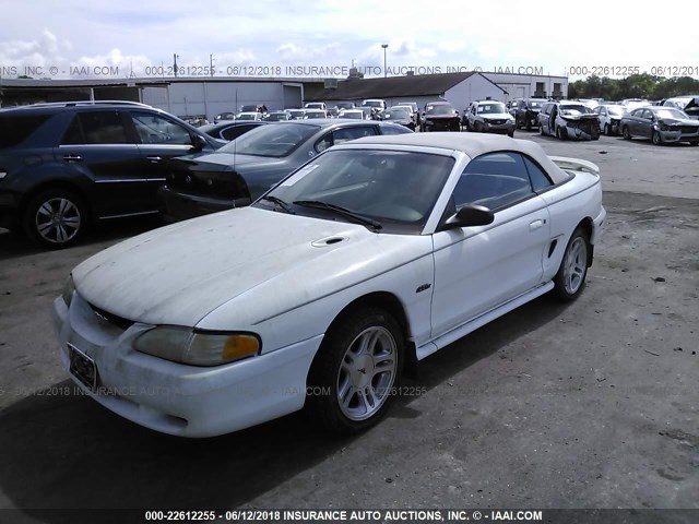 1FAFP45X0WF132724 - 1998 FORD MUSTANG GT WHITE photo 2