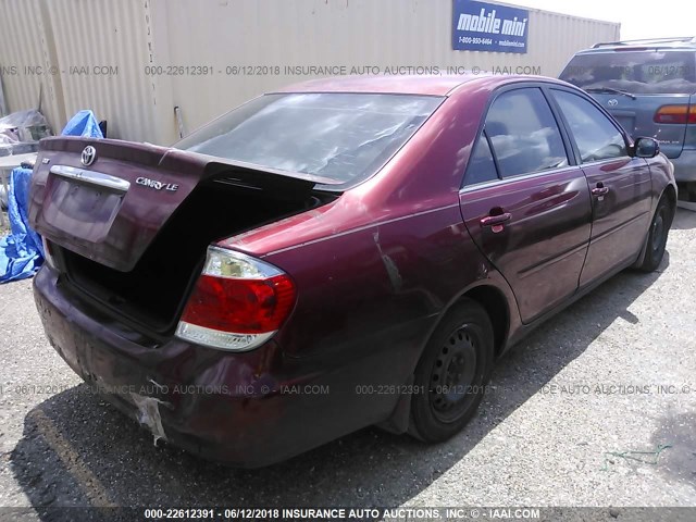 4T1BE32K95U053589 - 2005 TOYOTA CAMRY LE/XLE/SE წითელი ფოტო 4