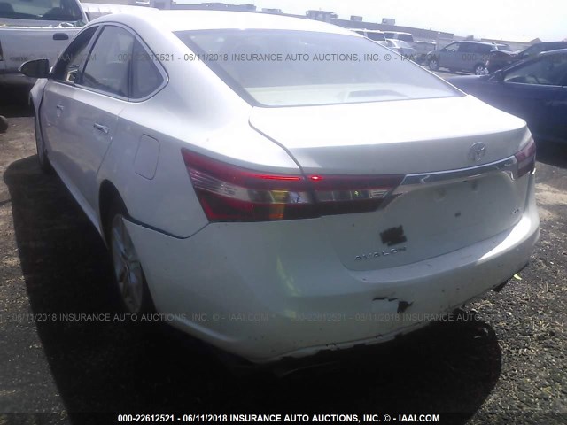 4T1BK1EB3DU075840 - 2013 TOYOTA AVALON PREMIUM/TOURING/LIMITED WHITE photo 3