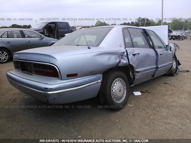 1G4CW52K9TH620757 - 1996 BUICK PARK AVENUE  Light Blue photo 4