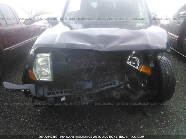 1J8HG48K26C162210 - 2006 JEEP COMMANDER BLACK photo 6