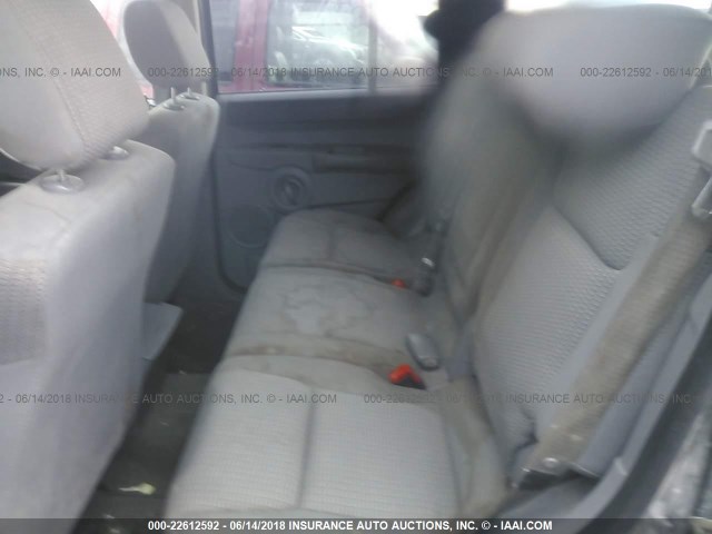 1J8HG48K26C162210 - 2006 JEEP COMMANDER BLACK photo 8