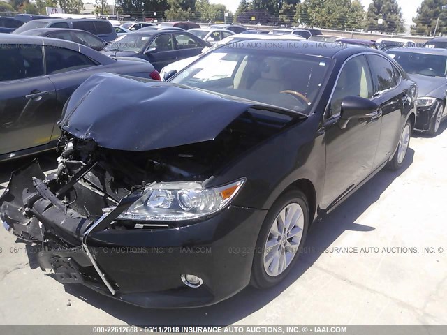 JTHBW1GG3F2086805 - 2015 LEXUS ES 300H BLACK photo 2