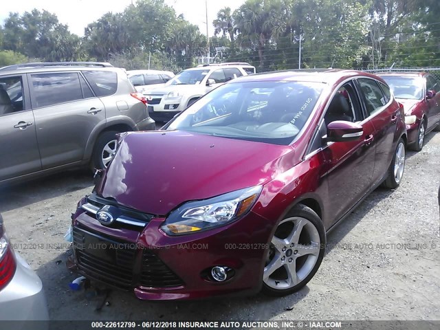 1FADP3N24EL360120 - 2014 FORD FOCUS TITANIUM BURGUNDY photo 2