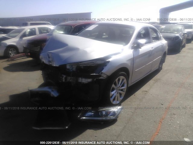 1HGCR2F53DA124377 - 2013 HONDA ACCORD SPORT 银色 照片 2