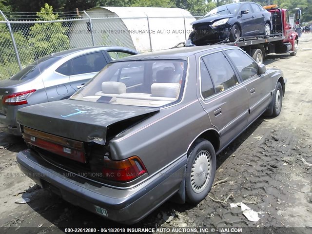 JH4KA4656LC032632 - 1990 ACURA LEGEND L BEIGE photo 4