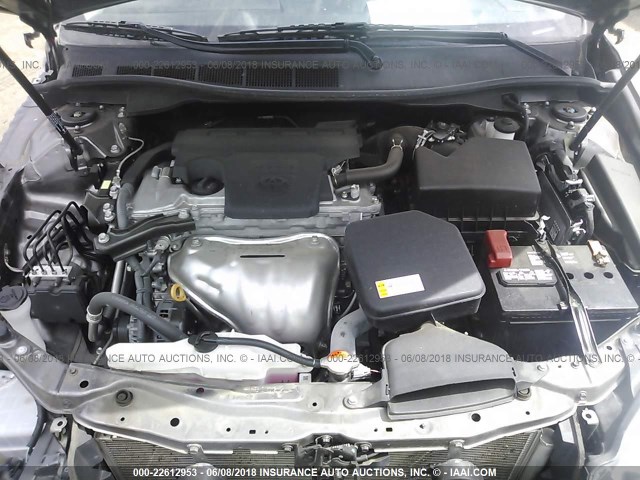 4T1BF1FK3GU611452 - 2016 TOYOTA CAMRY LE/XLE/SE/XSE GRAY photo 10