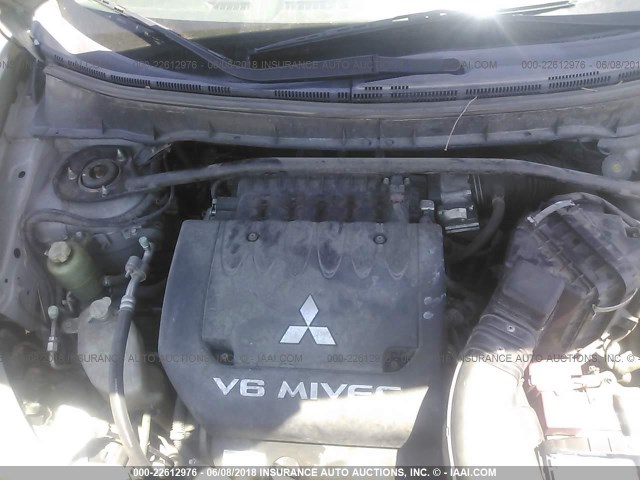 JA4MS31X47Z011236 - 2007 MITSUBISHI OUTLANDER ES/LS SILVER photo 10