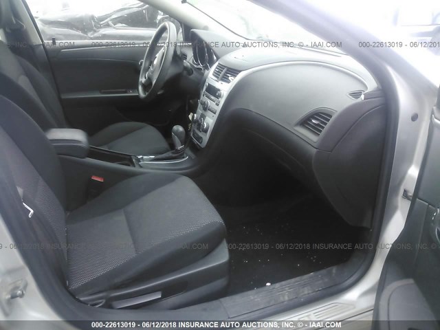 1G1ZC5EB0AF115615 - 2010 CHEVROLET MALIBU 1LT 灰色 照片 5