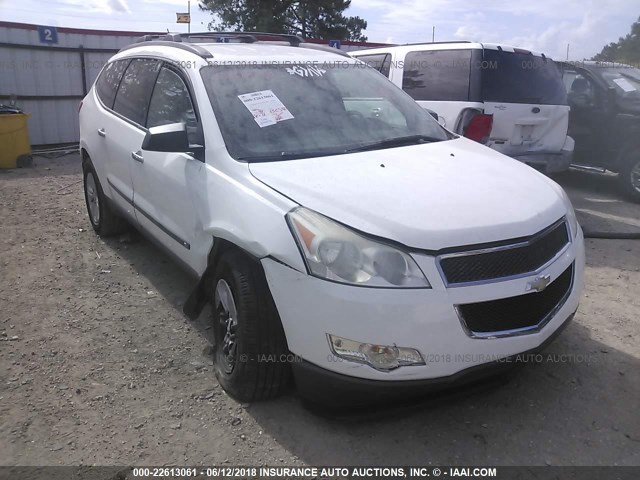 1GNER13D29S142780 - 2009 CHEVROLET TRAVERSE LS WHITE photo 6