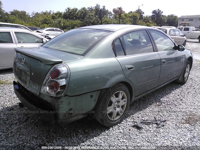 1N4AL11D35C111785 - 2005 NISSAN ALTIMA S/SL GREEN photo 4