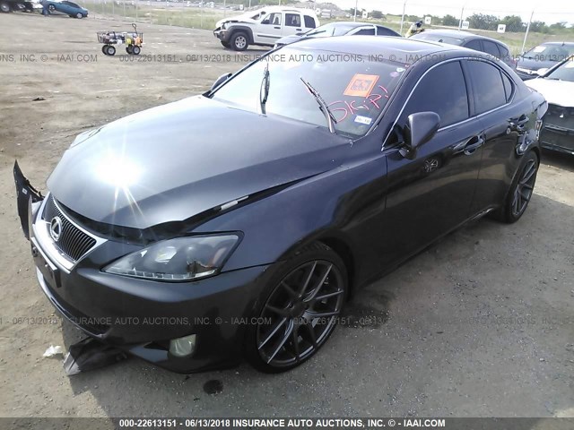 JTHBE262285020889 - 2008 LEXUS IS 350 GRAY photo 2