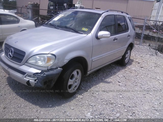 4JGAB57E93A409170 - 2003 MERCEDES-BENZ ML 350 SILVER photo 2