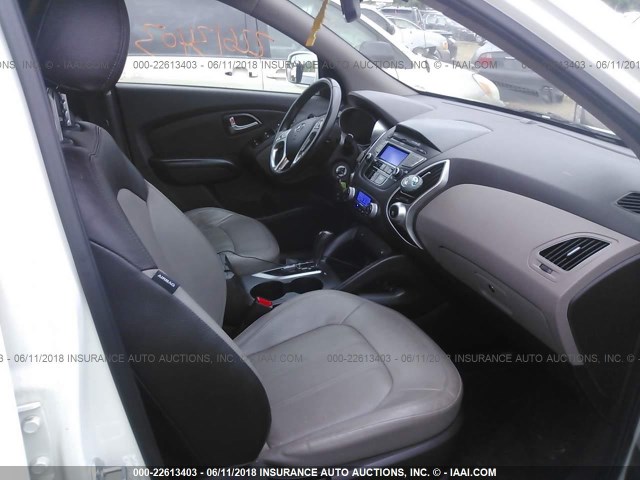 KM8JU3AC7BU172021 - 2011 HYUNDAI TUCSON GLS/LIMITED 白色 照片 5