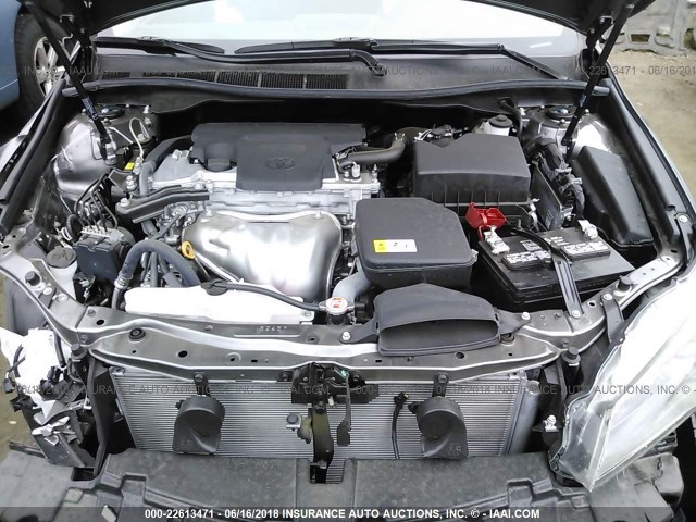 4T1BF1FK8HU811485 - 2017 TOYOTA CAMRY LE/XLE/SE/XSE GRAY photo 10
