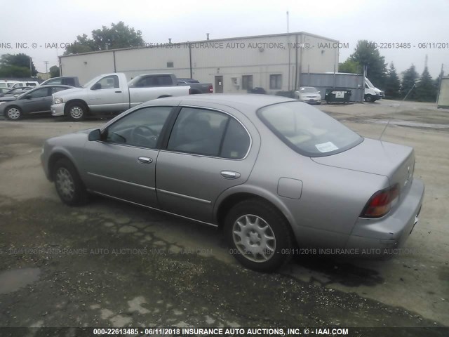 JN1CA21D4XT817071 - 1999 NISSAN MAXIMA GLE/GXE/SE GRAY photo 3