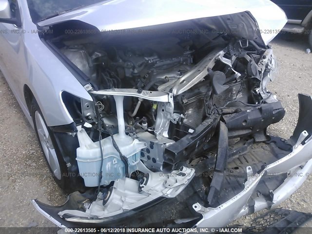 4T1BF1FK0DU207309 - 2013 TOYOTA CAMRY L/SE/LE/XLE 银色 照片 6