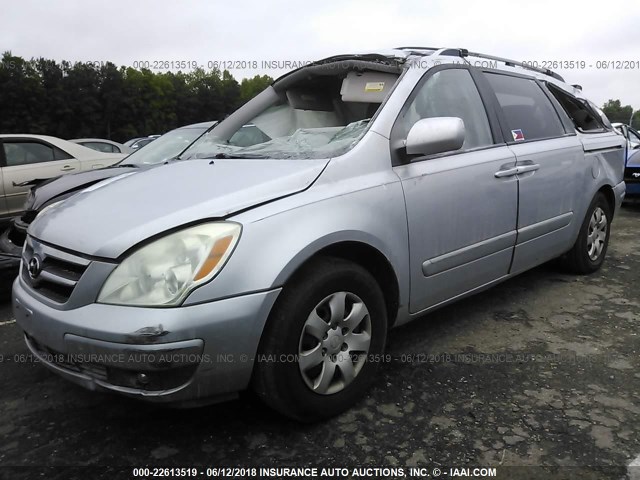 KNDMC233276040324 - 2007 HYUNDAI ENTOURAGE GLS/SE/LIMITED SILVER photo 2