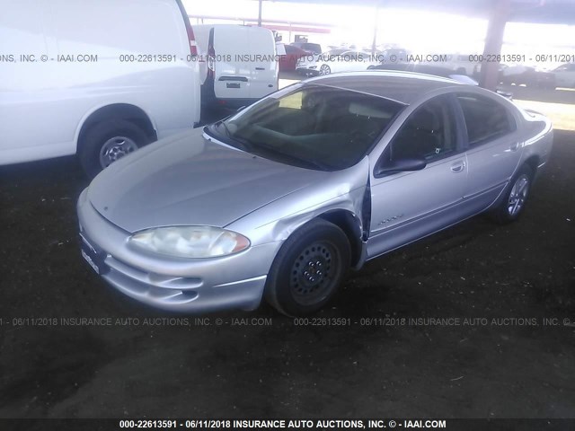 2B3HD46R5YH295707 - 2000 DODGE INTREPID SILVER photo 2