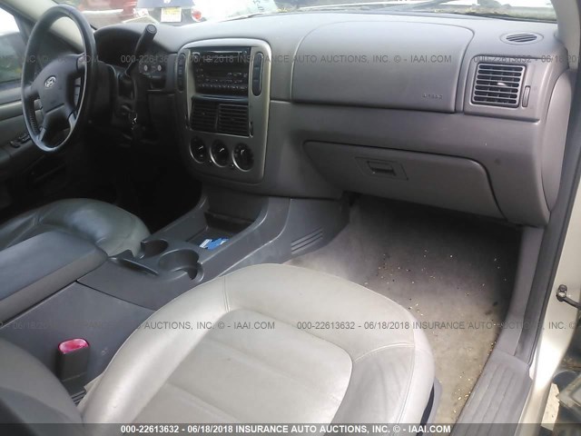 1FMZU73E04UB89870 - 2004 FORD EXPLORER XLT/XLT SPORT/NBX 银色 照片 5