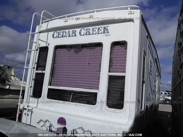 4X4FCRK234P188203 - 2004 FOREST RIVER CEDAR CREEK  白色 照片 4