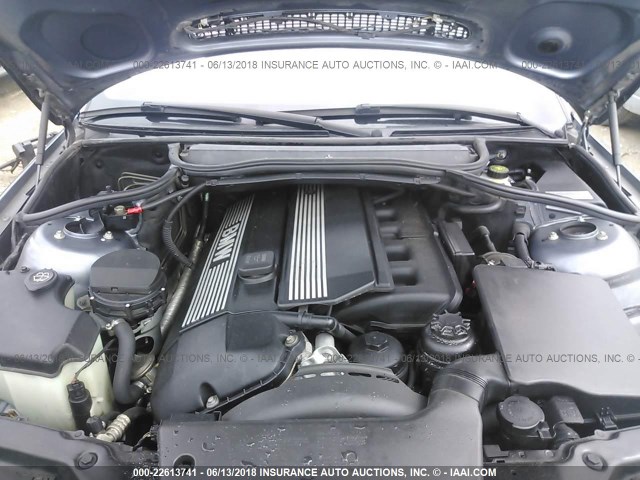 WBAEW53452PG18294 - 2002 BMW 330 XI BLUE photo 10