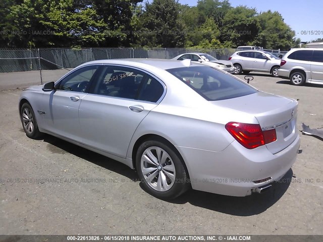 WBAKB4C51CC575578 - 2012 BMW 740 LI SILVER photo 3