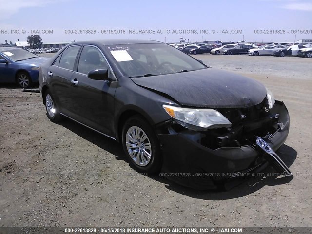 4T4BF1FK6ER348392 - 2014 TOYOTA CAMRY L/SE/LE/XLE 黑色 照片 1