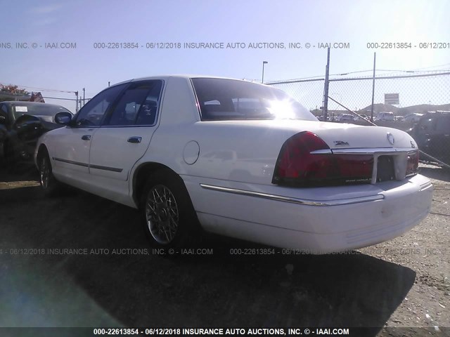 2MEFM74W1XX657163 - 1999 MERCURY GRAND MARQUIS GS WHITE photo 3