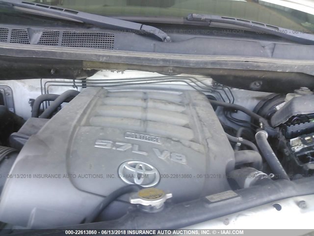 5TFSV54127X003929 - 2007 TOYOTA TUNDRA DOUBLE CAB SR5 WHITE photo 10