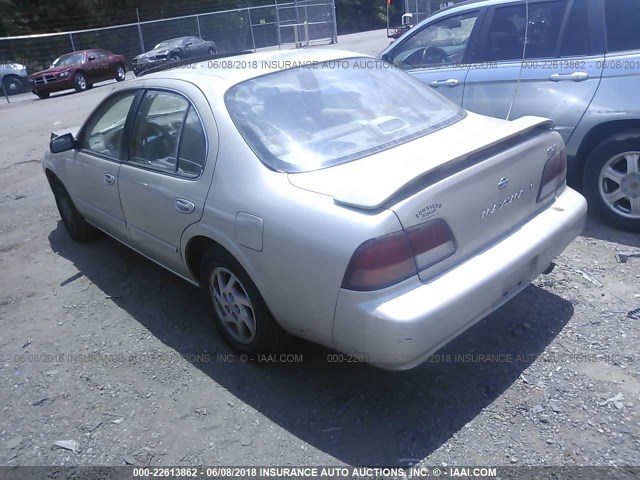 JN1CA21D9XT226945 - 1999 NISSAN MAXIMA GLE/GXE/SE TAN photo 3