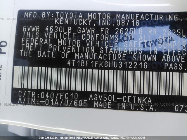 4T1BF1FK6HU312216 - 2017 TOYOTA CAMRY LE/XLE/SE/XSE WHITE photo 9