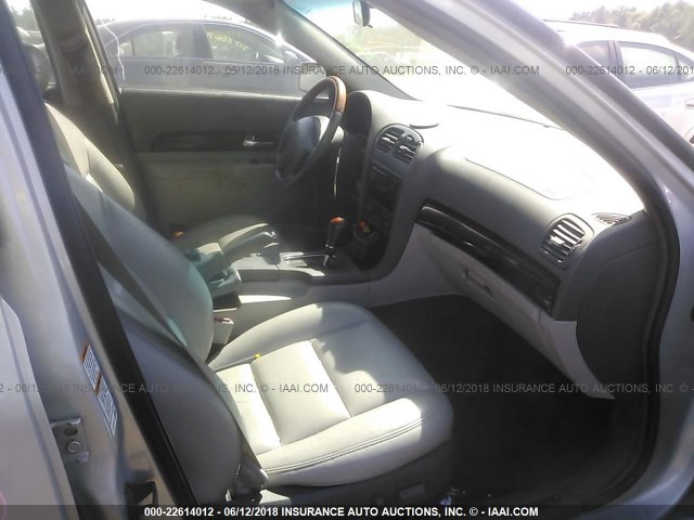 1LNHM86S1YY781277 - 2000 LINCOLN LS 银色 照片 5