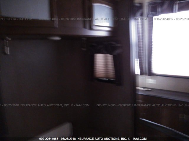 4X4TWDS24GM055937 - 2016 FOREST RIVER WILDWOOD LODGE  灰色 照片 8