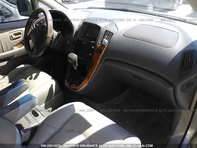 JT6HF10U8X0074746 - 1999 LEXUS RX 300 GOLD photo 5