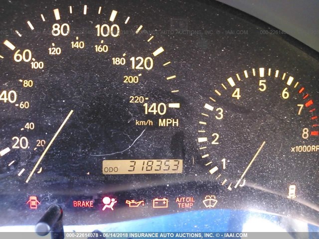 JT6HF10U8X0074746 - 1999 LEXUS RX 300 GOLD photo 7