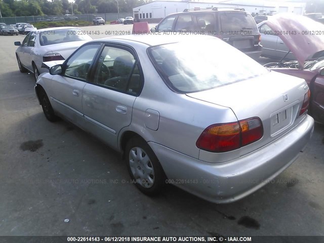 2HGEJ6610YH548336 - 2000 HONDA CIVIC SE SILVER photo 3