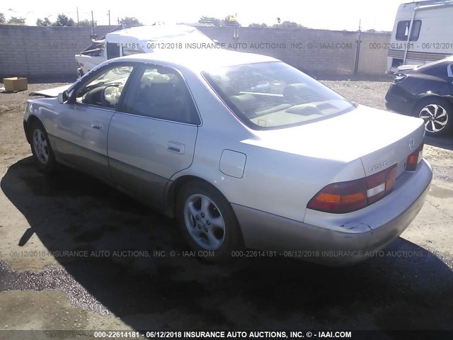 JT8BF28G2X5056294 - 1999 LEXUS ES 300 SILVER photo 3