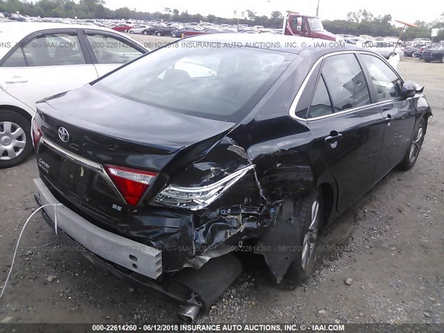 4T1BF1FK5FU905093 - 2015 TOYOTA CAMRY LE/XLE/SE/XSE BLACK photo 4