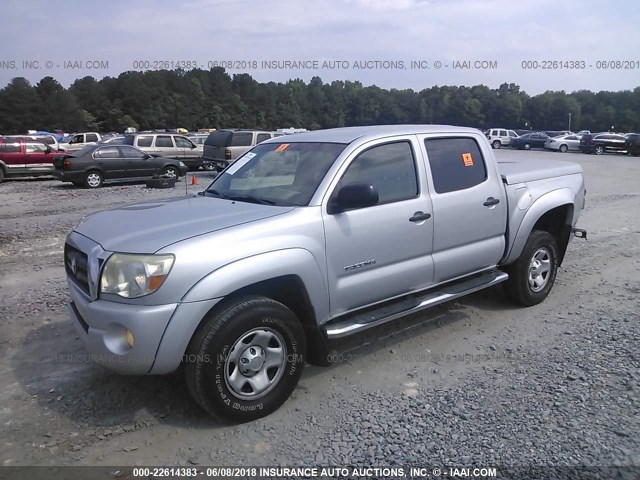 3TMJU62N45M003945 - 2005 TOYOTA TACOMA DOUBLE CAB PRERUNNER SILVER photo 2