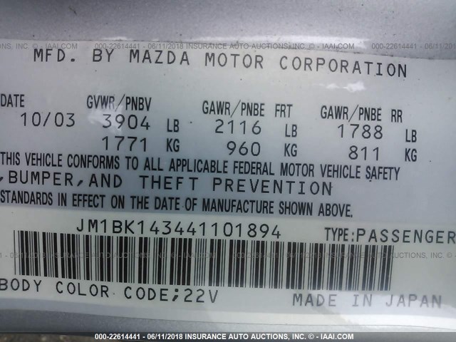 JM1BK143441101894 - 2004 MAZDA 3 HATCHBACK SILVER photo 9