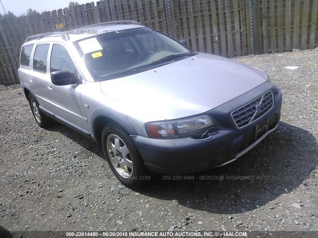 YV1SZ58D821067584 - 2002 VOLVO V70 XC SILVER photo 1