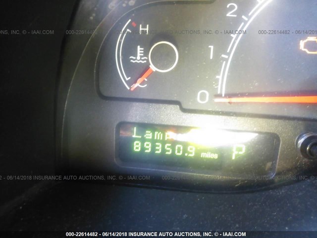 1LNHM86S14Y649002 - 2004 LINCOLN LS WHITE photo 7