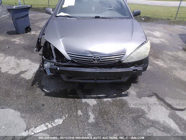 4T1BE32K35U974285 - 2005 TOYOTA CAMRY LE/XLE/SE ნაცრისფერი ფოტო 6